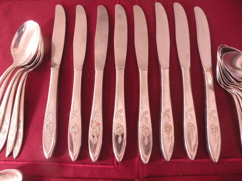 Cucharas de cubiertos de acero inoxidable Oneida Community My Rose 49 piezas tenedores cuchillos +++ - Imagen 3 de 4