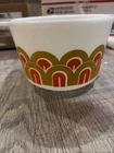 Vintage Pyrex #343 Fish Scale 1.5 Quart Mixing Bowl Dish MCM Arches White USA