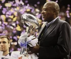 Ozzie NEWSOME Signed 8x10 Photo! Baltimore Ravens! NFL Legend! HOF 99 W/COA