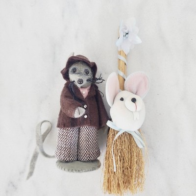 Vintage Maus Haus Sewing Mouse Folk Art Handmade Diana Boud 2 pcs 