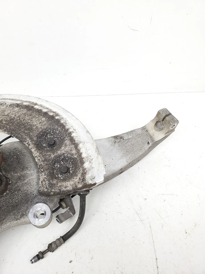 BMW ALPINA B7 750 G12 2016-2019 eje delantero izquierdo lado del conductor nudillo buje OEM Foto 4 de 4