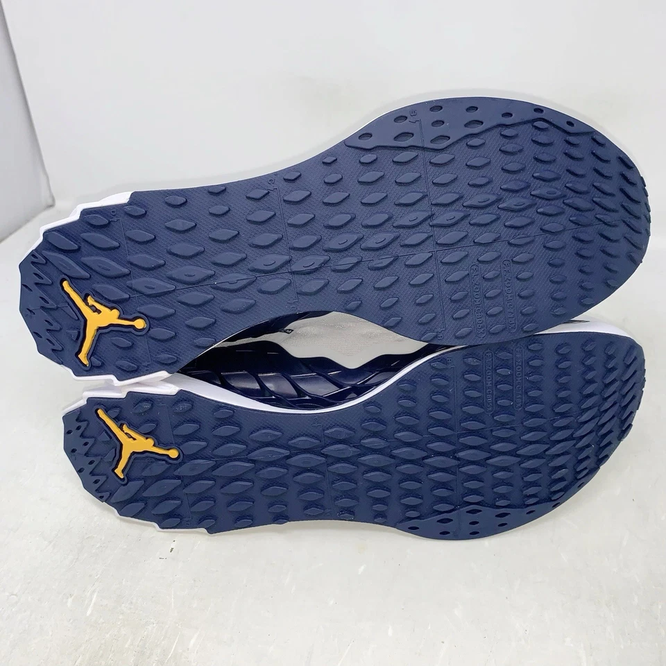 Zapatillas Air Jordan Trunner Ultimate Michigan Wolverines PE, Talla 7.5 DB3807-147 Foto 4 de 4