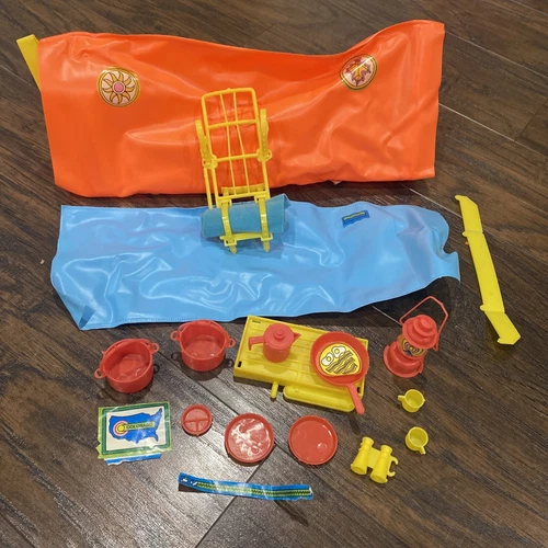 VTG Mattel Campin’ Out Barbie Play Paks Playset Tent Camping Sleeping Bag 70s 80