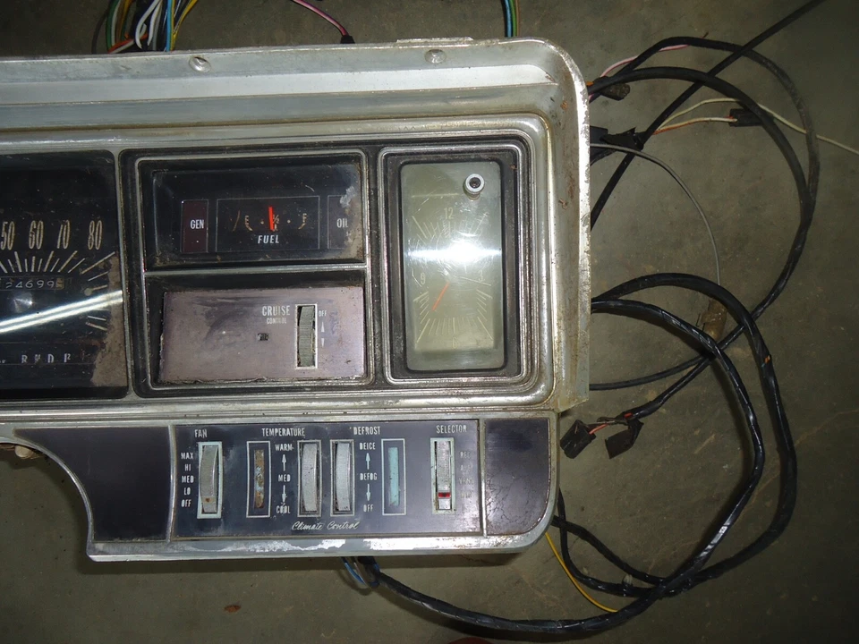 1968 BUICK LESABRE ПРИБОРНОЙ ПАНЕЛИ / БЕЗЕЛЬ 68 СПИДОМЕТР ДАТЧИКИ - Изображение 4 из 4