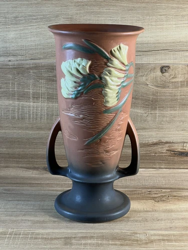 Roseville Pottery Vase Vintage 125-10" Freesia Pattern Double Handled Circa 1945
