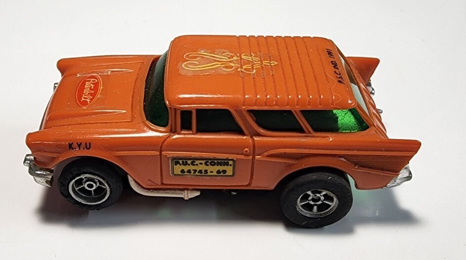 Vintage AFX Aurora Orange 57 Chevy Nomad Wagon HO Slot Car Green