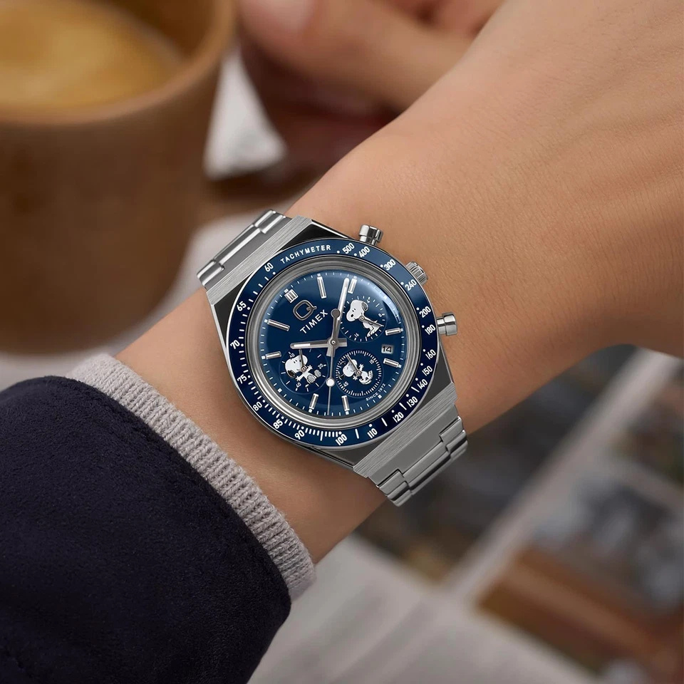 Q Timex Chronograph x Peanuts Snoopy Limited Edition Watch TW2Y45300 - image 3 of 4