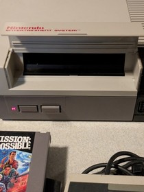 NES Console Bundle, 7 Games, 2 Controller,Cords,NES Advantage Joystick Powers On