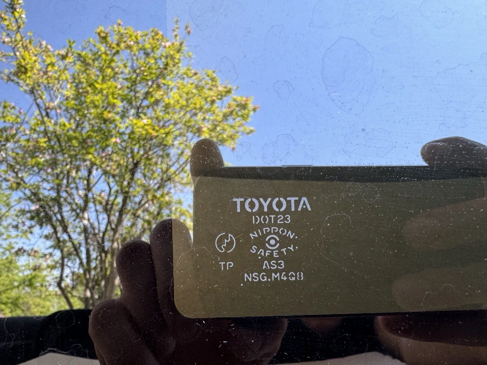 1996-2002 Toyota 4Runner Sunroof Sun Moon Roof Glass Window Moonroof OEM - Image 2 of 4