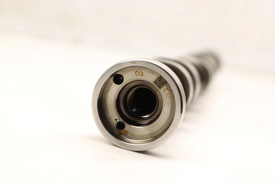 2007-2011 MERCEDES-BENZ CL550 - LEFT Exhaust CAM / Camshaft (Outlet) - Image 2 of 4