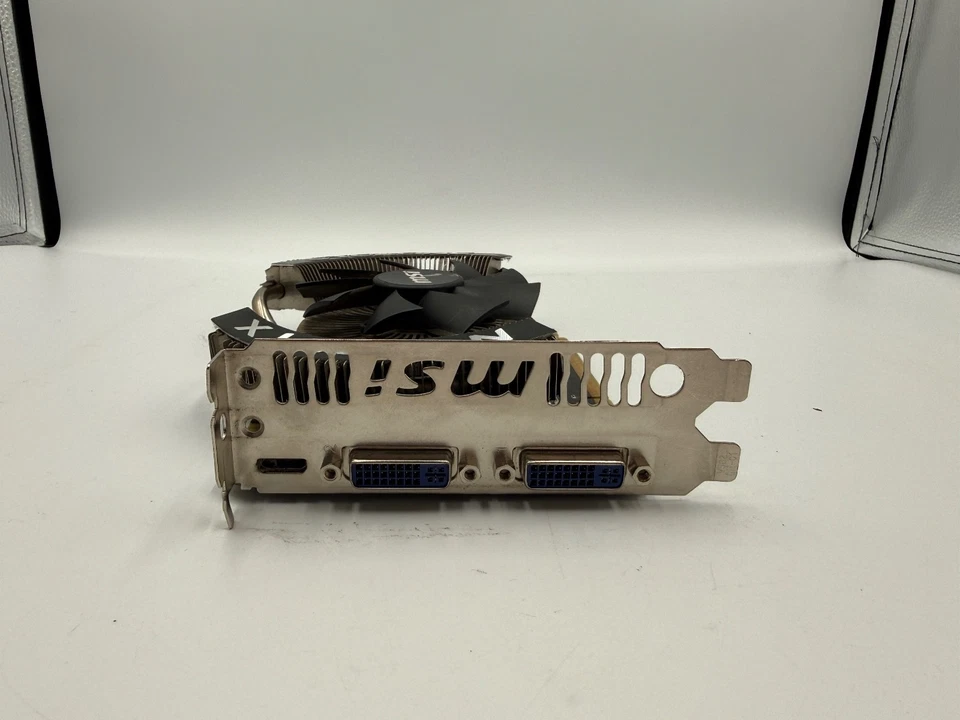 MSI GeForce GTX 460 1GB GDDR5 PCIe x16 Graphics Card N460GTX CYCLONE - Image 3 of 4