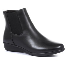 Pavers Wedge Ankle Boot - Size 4