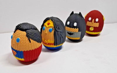 Handmade by Robots DC Comics Justice League Knit Series 4-Pack Mini Eggs