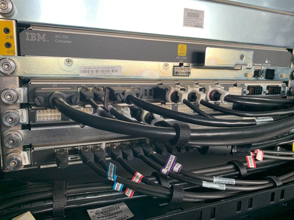 IBM Mainframe Z10 Business Class 2098-E10 2x Notebook HMC PC complete ...