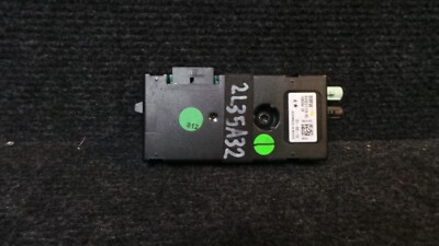 2L35A32 * BMW F30 F32 F80 M3 F82 M4 Antennenverstärker AM FM DAB 9231179