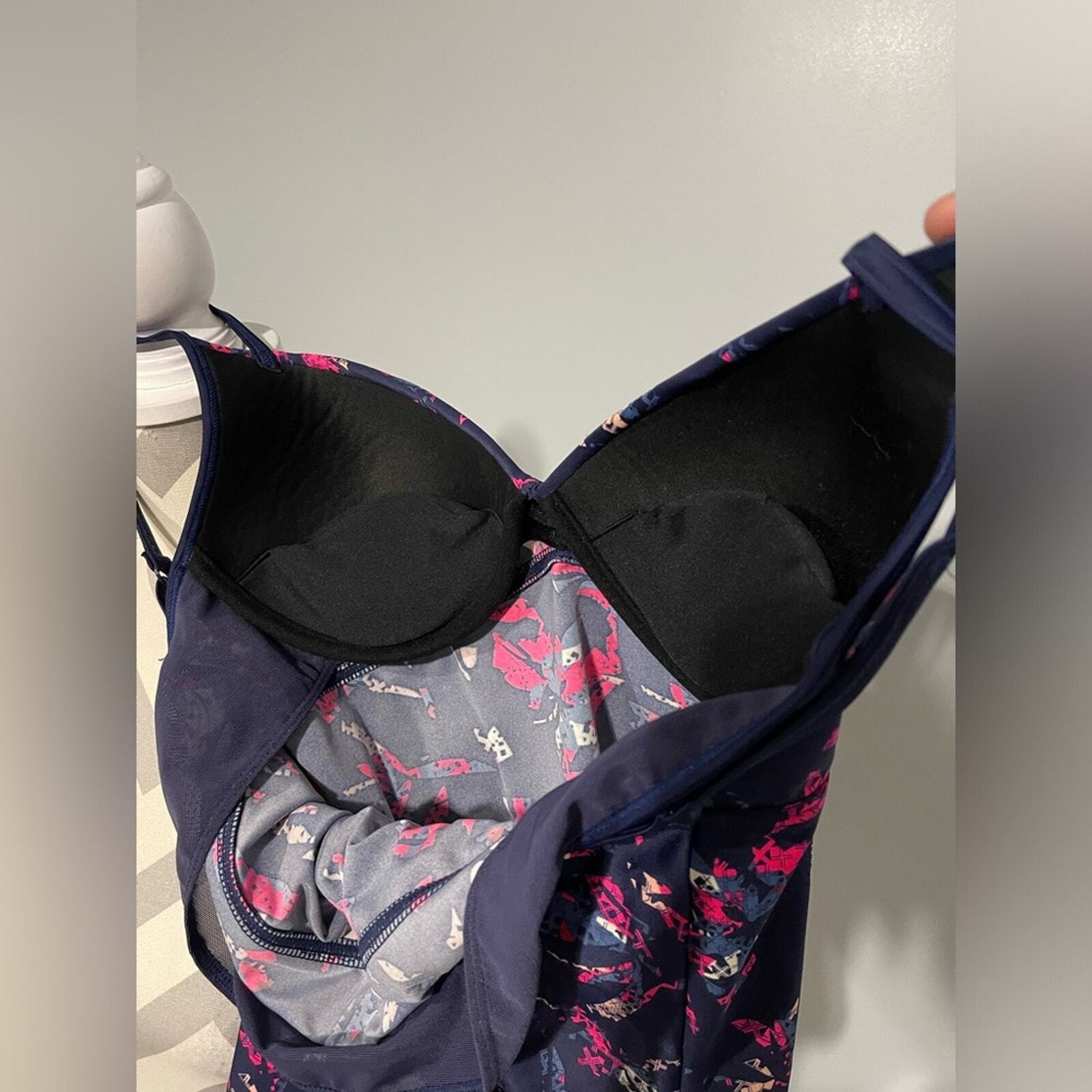 Bikini top - image 9