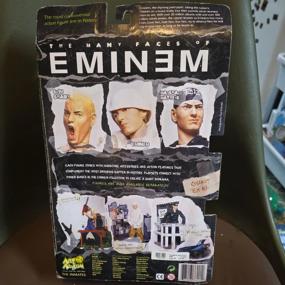 Figura de acción Art Asylum 2001 Eminem My Name Is Eminem abrigo blanco Foto 2 de 4
