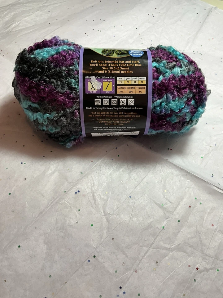 Lion Brand Yarn-Lion Boucle -Snow Cone 57 Yards Mohair Blend New - Image 3 of 4