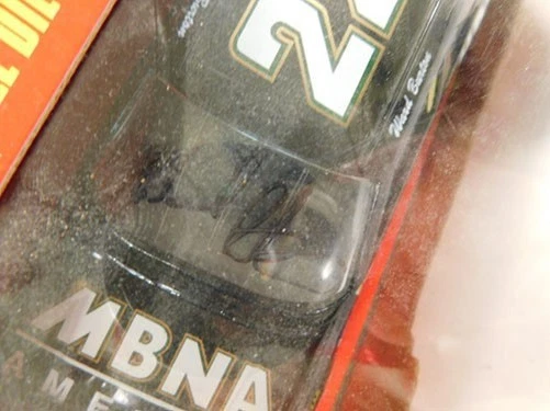 AUTO Firmato 1997 Racing Champions Ward Burton #22 MBNA Replica In Die-Cast 1:24 - Immagine 2 di 4