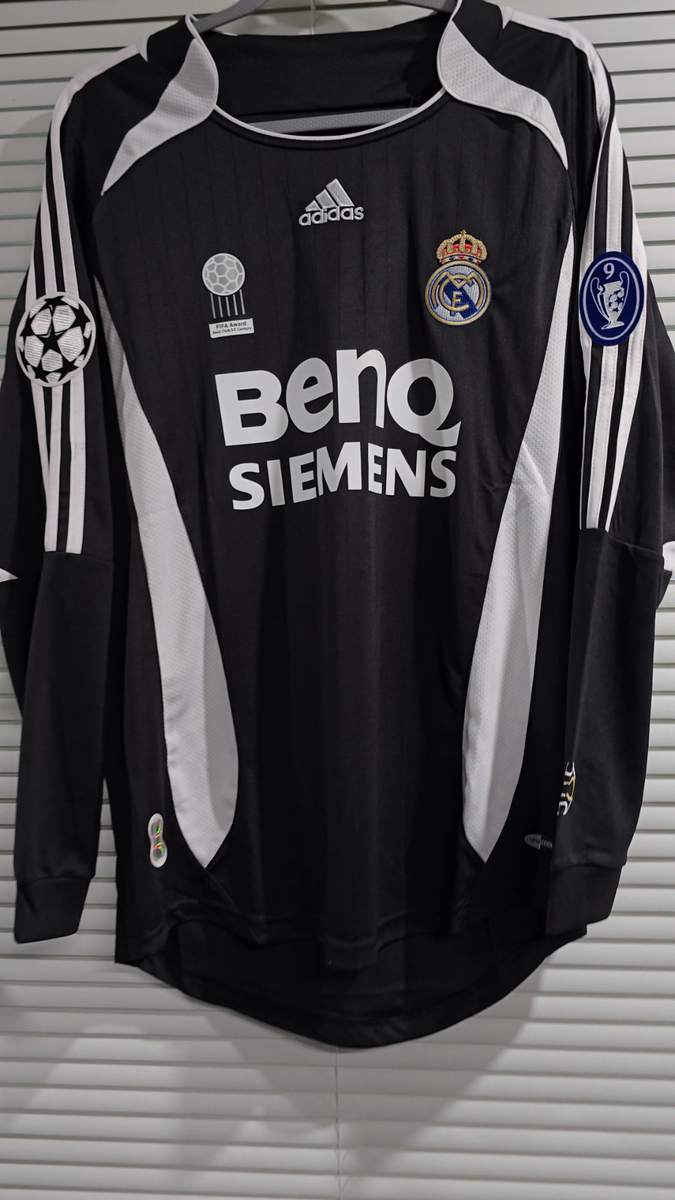 001 - R. Madrid 06/07 Away UEFA - Black - Beckham #23 - XL (Run