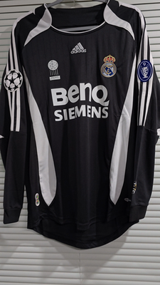 001 - R. Madrid 06/07 Away UEFA - Black - Beckham #23 - XL (Run