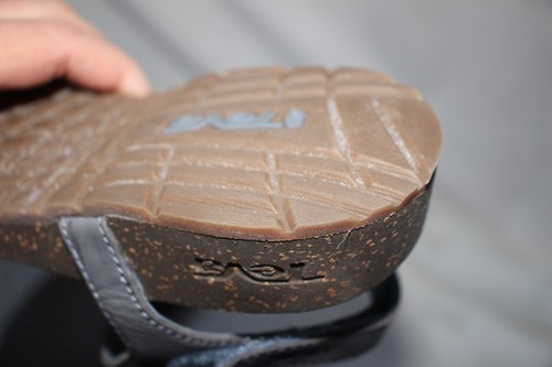Teva cabrillo sandals 8M womens blue gray leather velXcro stappy worn once! - Picture 12 of 14