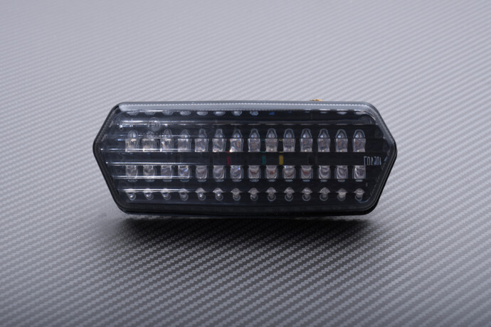 Feu LED fumé Honda NC750S pour rouler en toute sécurité au quotidien