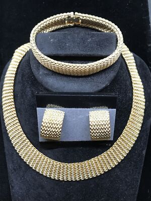 Vintage Gold tone High End Fashion Jewelry Necklace -Bracelet- Clip-on  Earring