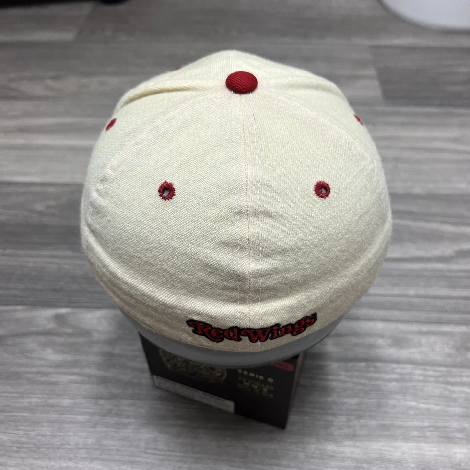 Detroit Red Wings Hat Men Fitted 7 1/4 Zephyr Faded NHL Hockey Red Cream Beige - Image 3 of 4