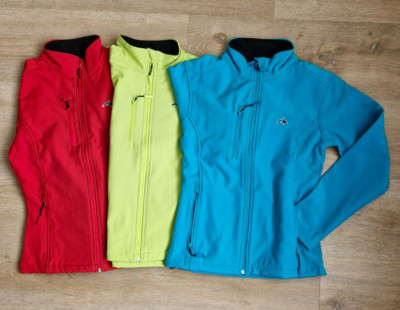 Killer Whale Soft Shell Windproof Fleece Lined Jacket Outdoor Running Womens