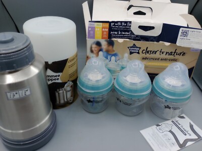 Tommee Tippee Advanced Anti-Colic Baby Bottle Set 5oz/150mL 3 Pk & Bottle Warmer