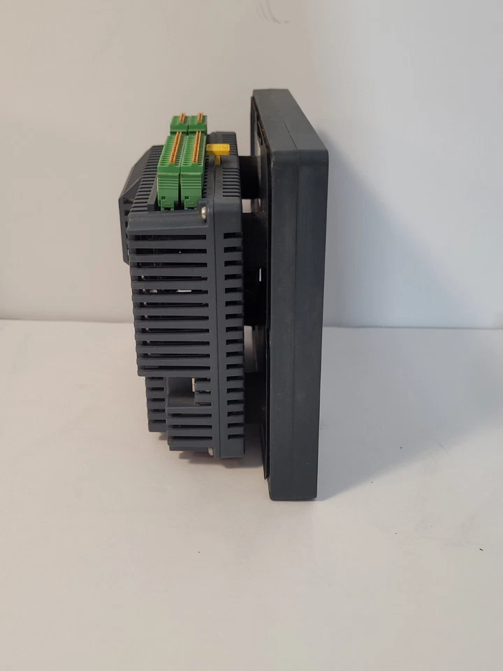 Schneider HMISAC + HMIS85 Harmony SCU Rear Module Controller + 5.7 Front Module - Image 4 of 4