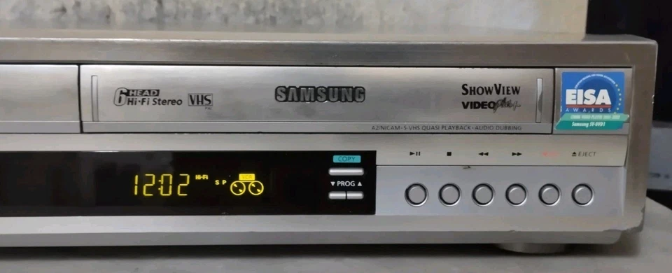 SAMSUNG SV-DVD1E VIDEOREGISTRATORE VHS 6 TESTINE CON TELECOMANDO Foto 3 de 4