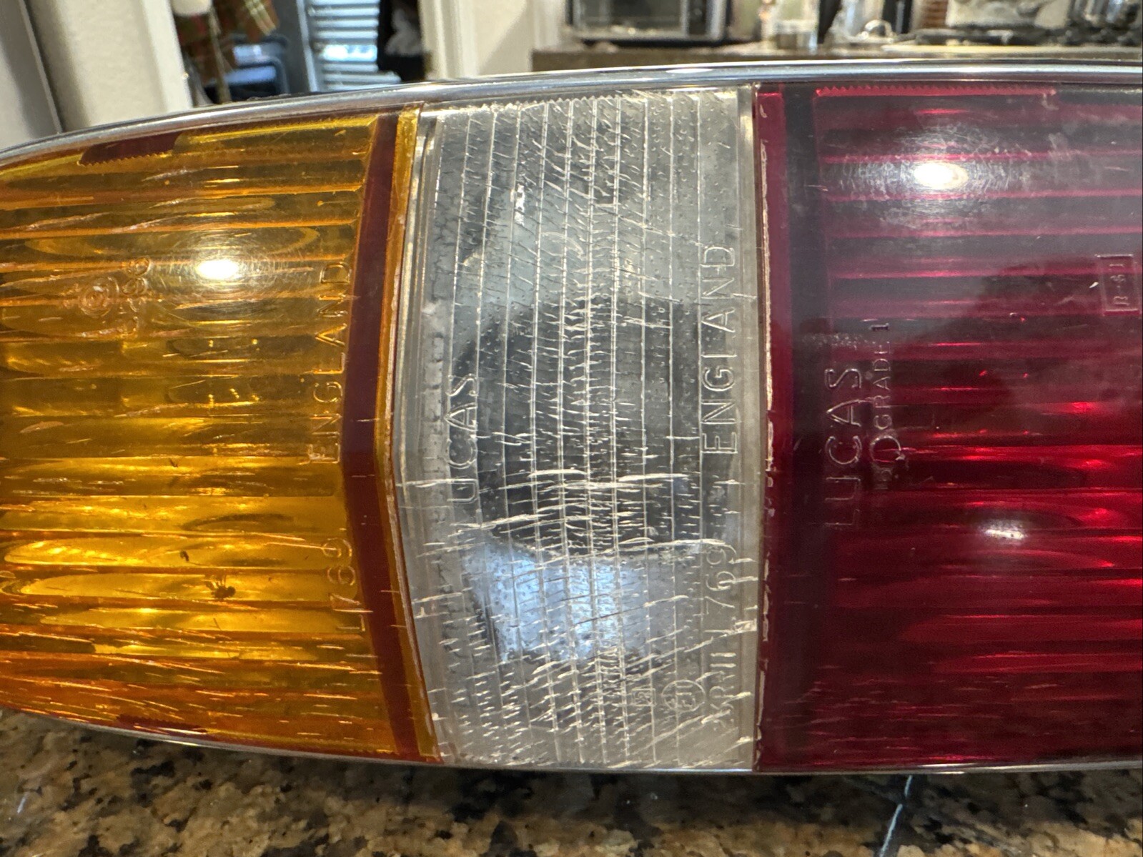 1974-1980 ROLLS ROYCE SILVER SHADOW II BENTLEY LUCAS TAIL LIGHT LAMP ASSEMBLY