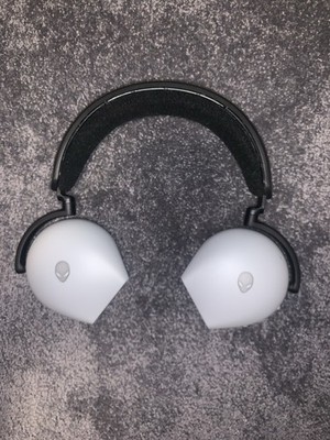 Dell Alienware Tri-Mode Wireless Gaming Headset
