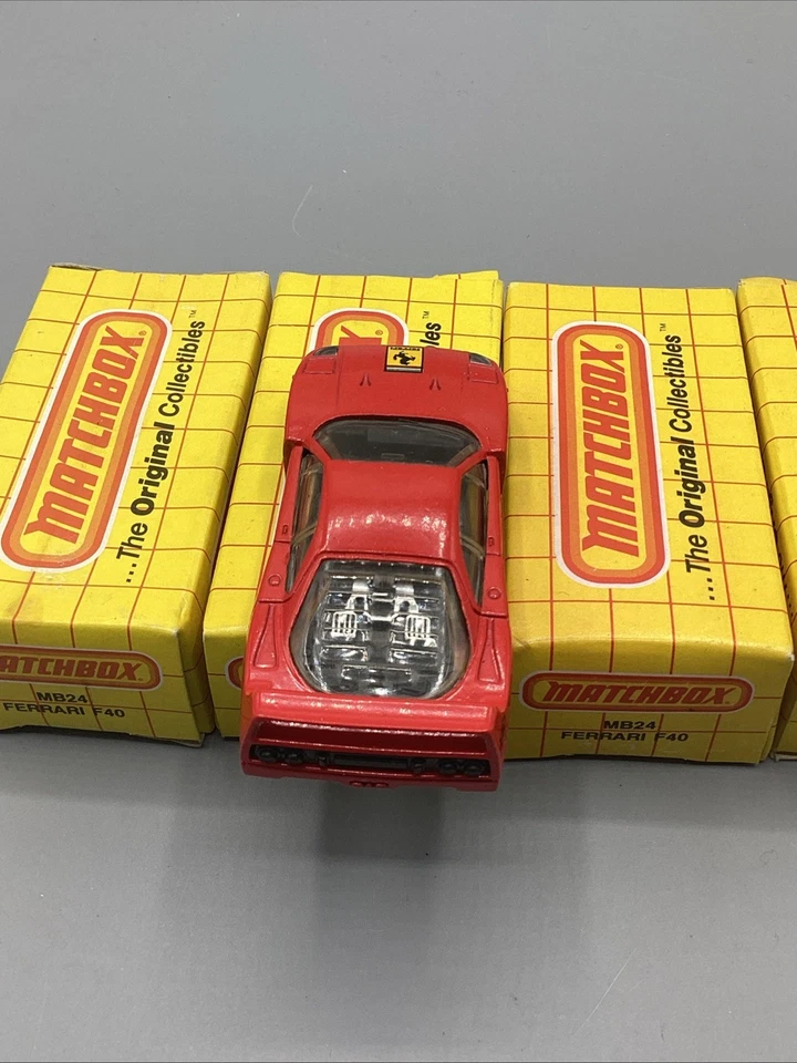(4) NOS Vintage Matchbox 1988 Ferrari F40 Diecast Car Red 1:59 Scale W/Boxes - Image 4 of 4