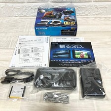 Fujifilm FINEPIX REAL 3D W3 Rare Compact Digital Camera Excellent Condition