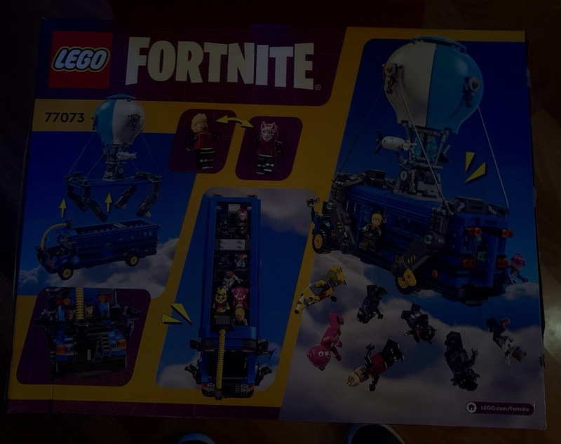 LEGO Fortnite: Battle Bus (77073) Orders G BOX ONLY