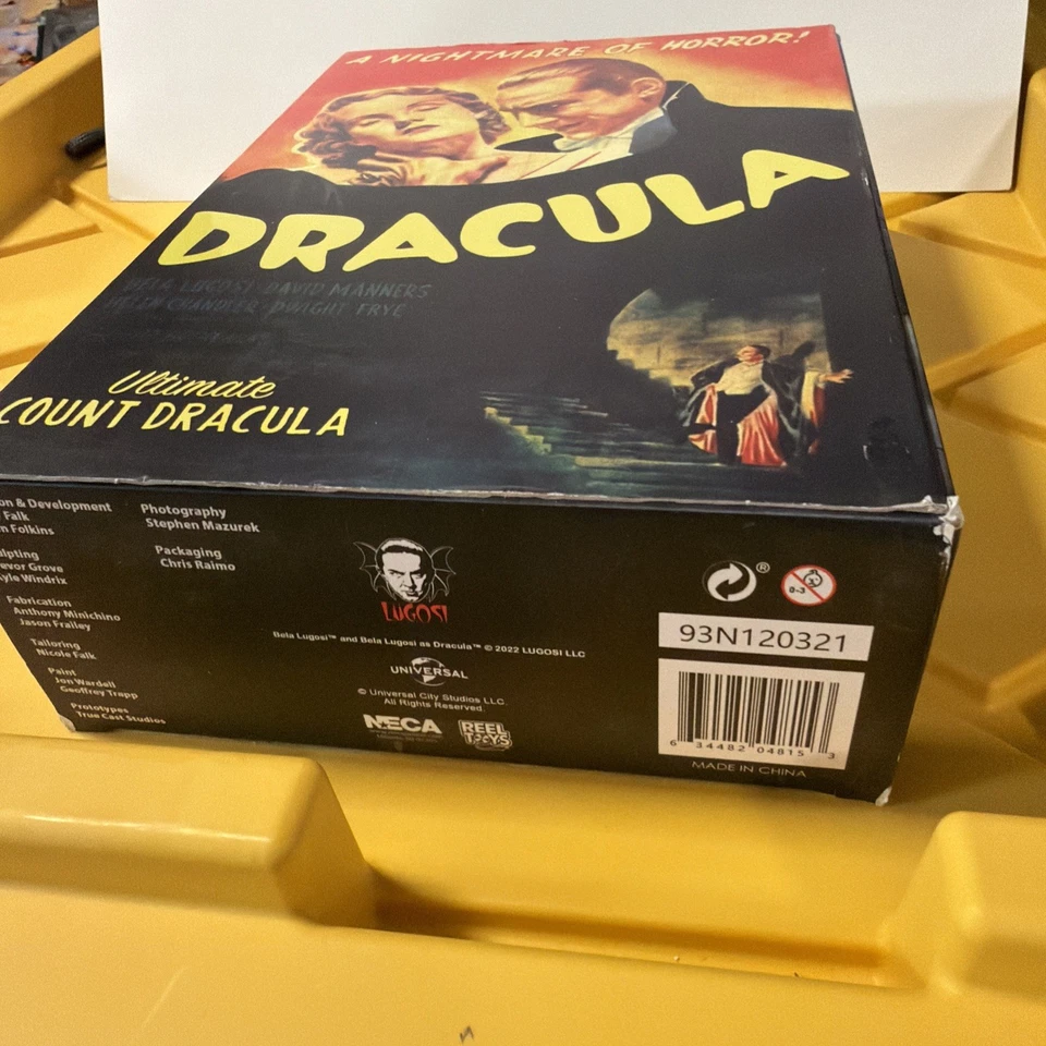NECA Ultimate 7" NIB Black & White Version Monsters Count Dracula Damaged - Image 2 of 4
