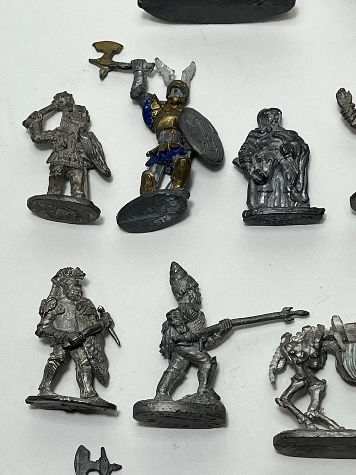 Vintage D&D AD&D Mixed Lot Figures Ral Partha Grenadier Metal Figures 70s & 80s - Image 4 of 4