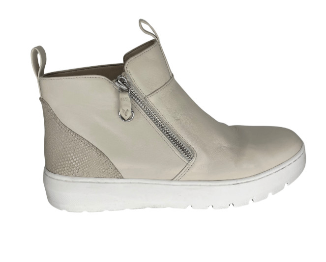 Vionic Brinkley Soft Leather Side-Zip Bootie Plat… - image 4