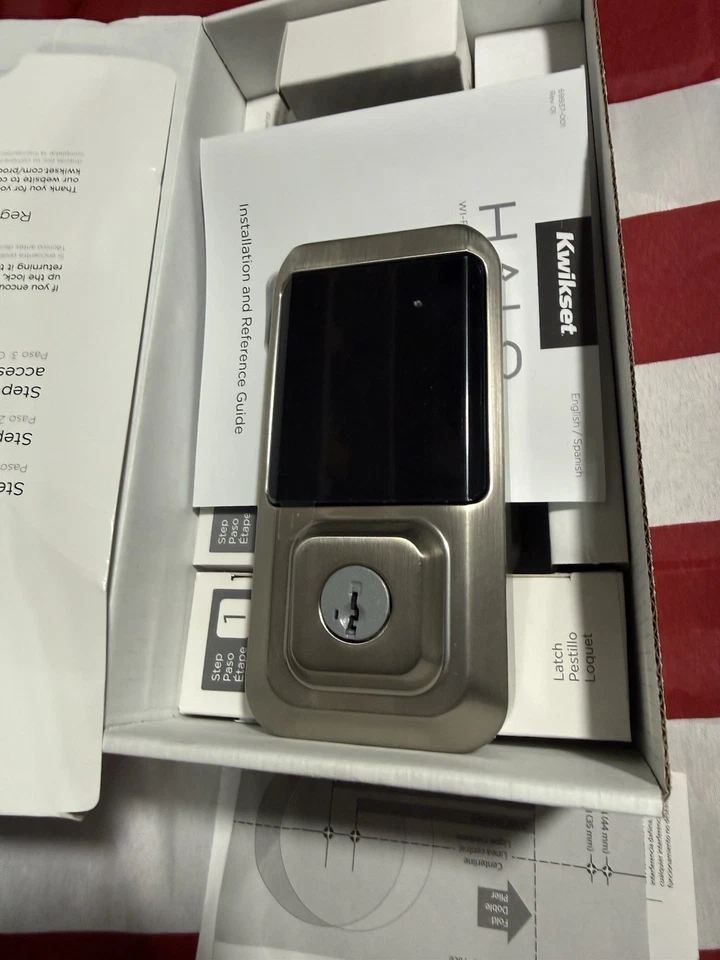 Cerradura inteligente Kwikset Halo Wi-Fi entrada sin llave pantalla táctil cerrojo caja abierta Foto 2 de 2