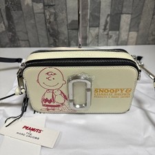 Marc Jacobs × Peanuts Snoopy Shoulder Crossbody bag White pink snapshot