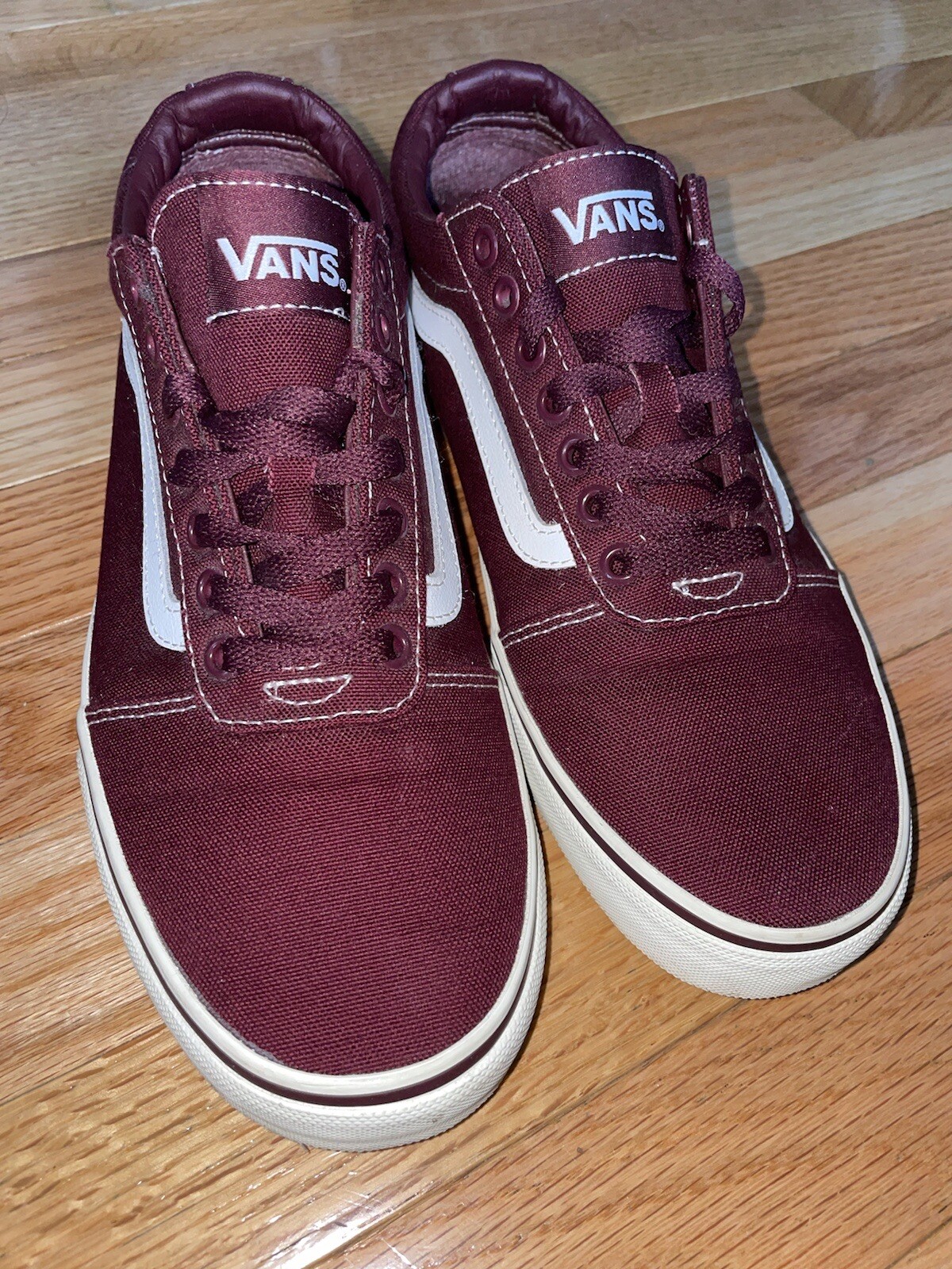vans ward burgundy