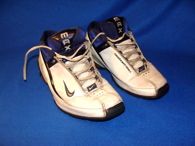 Vintage Nike Max Flight Basketball Shoes Size US 8.5 2002 Used Parts or Repair