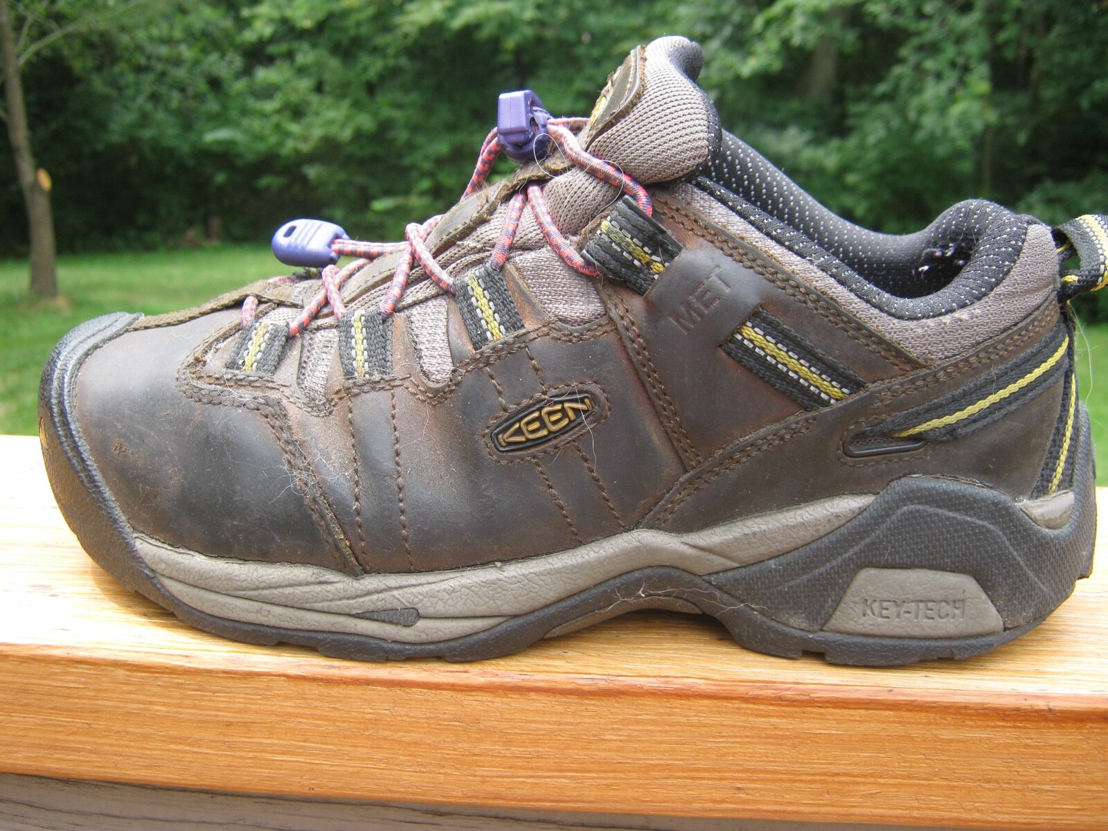 KEEN SCARPE DA LAVORO DA DONNA CON PUNTA IN ACCIAIO TAGLIA 8M USATE IN CONDIZIONI DAI UN'OCCHIATA!