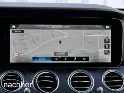 Nachrüstung Mercedes grosses Widescreen E-Klasse 213 mopf Code 868 400d AMG