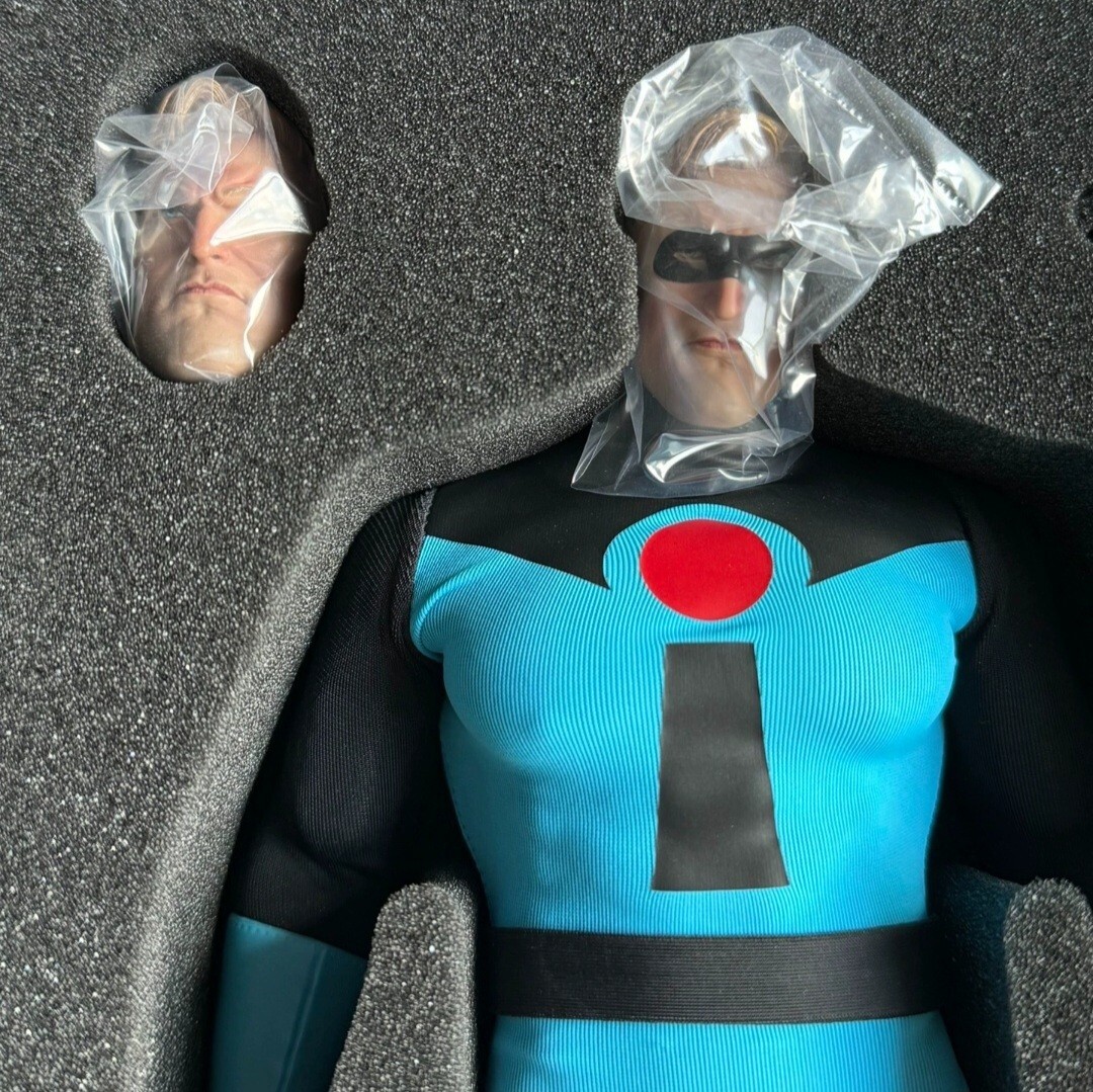 Toyman Mr. Incredible 1/6 Scale Collectible Figure [50/50 Edition] Not Hottoys