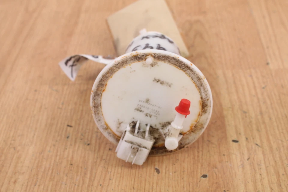 Bomba de combustible Yamaha Apex Mountain 2006 Foto 2 de 4