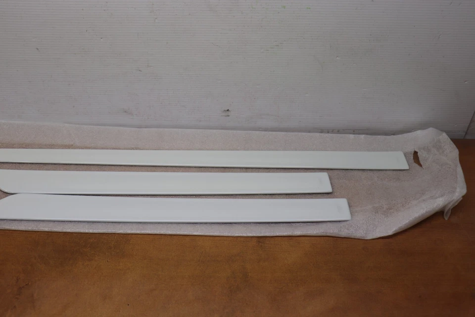 2014 2015 2016 Mitsubishi Outlander Sport Body Side Moulding ( 3 OF 4 ) - Image 3 of 4